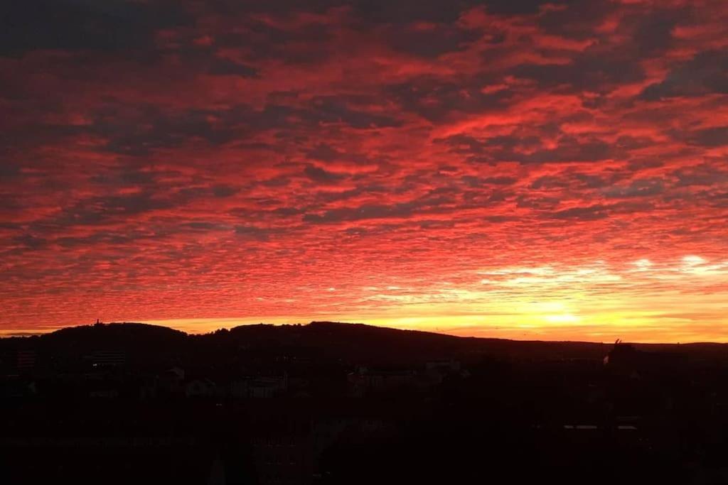 Bamberg Auf Einen Blick - Gemutliches Zimmer In Der Geteilten Wohnung Eines Freundlichen Paares Exterior foto